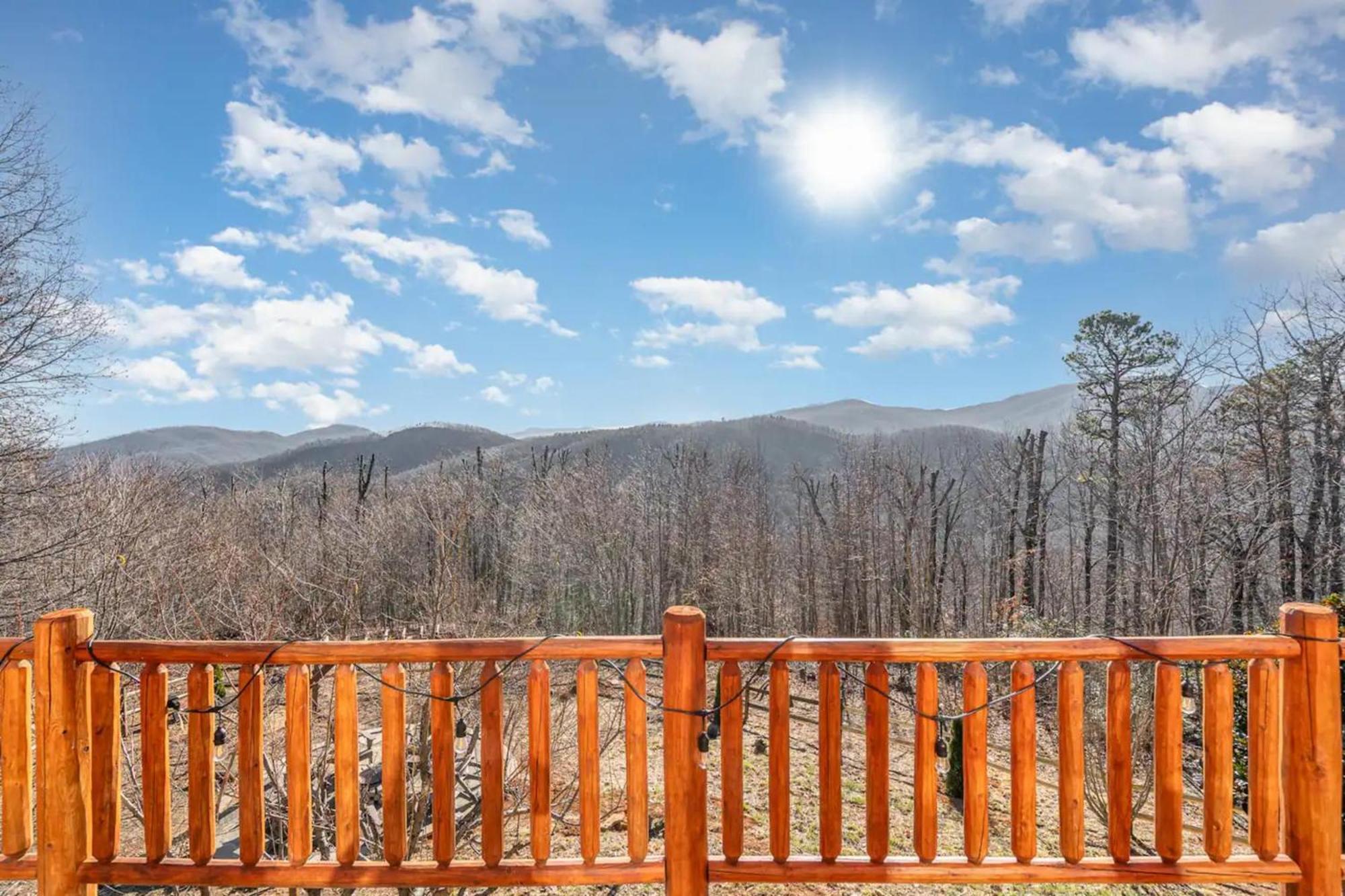 Enchanting Mountain Oasis Old Fort Exterior photo